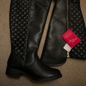 Black Flat Boots with Zippers (open to best offer)